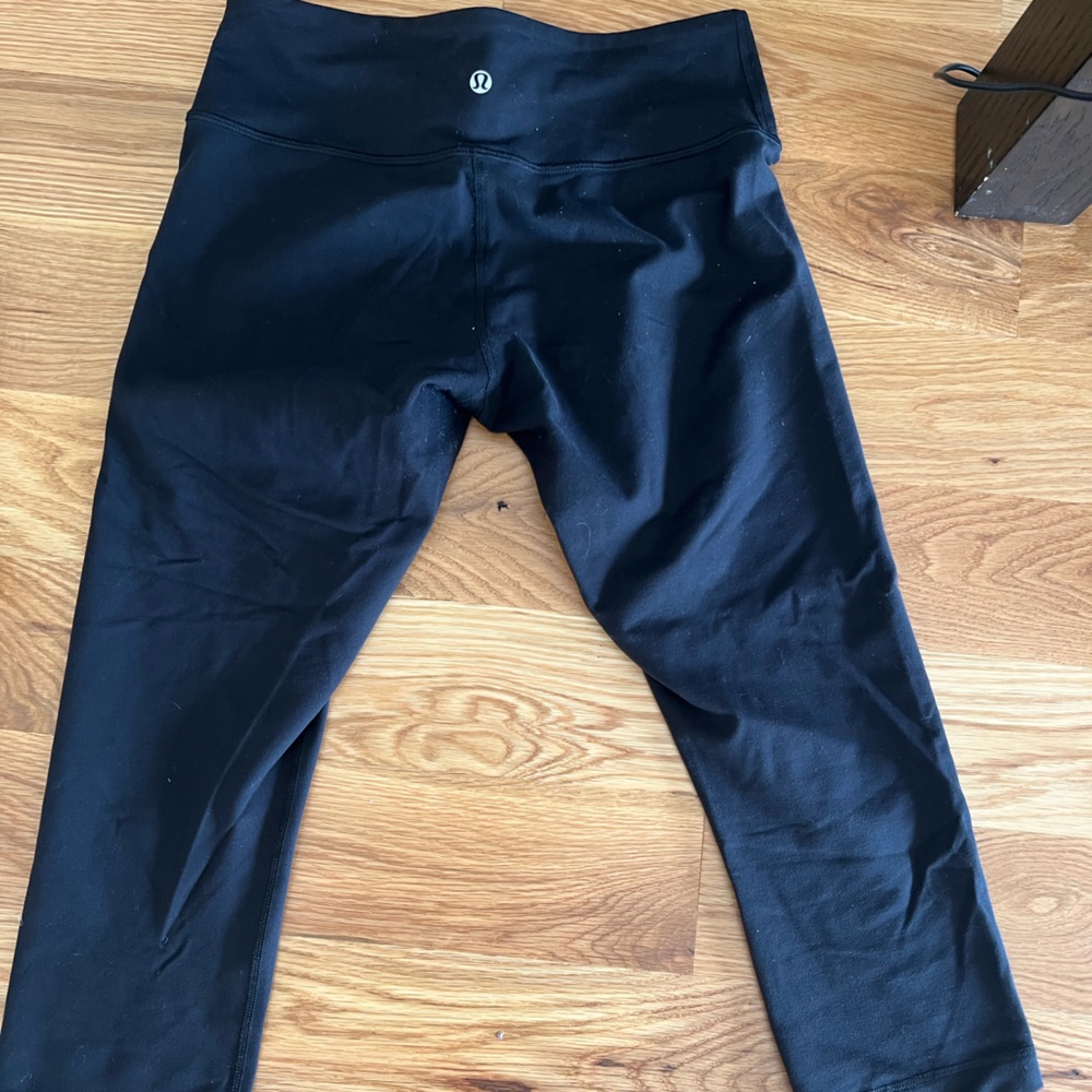 Lululemon Wunder Under Crops